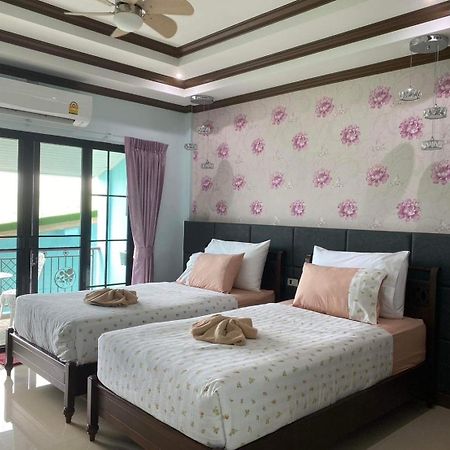 Tc Villa On Beach Koh Larn Exterior foto